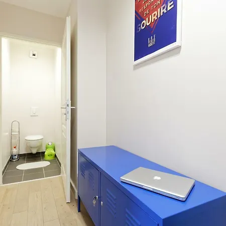 - Beautiful 7 People Apartment *